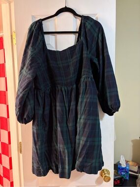 Old Navy Plaid Long-Sleeve Smock Dress - Black & Green